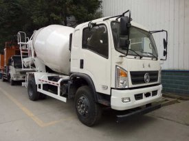 東風(fēng)混凝土攪拌運輸車（6方7方）